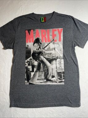 Bob Marley catch a Fire Men’s Grey Short Sleeve Graphic Tee Jamaica Collection